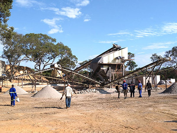 碎石機(jī)械設(shè)備一套多少錢(qián)？