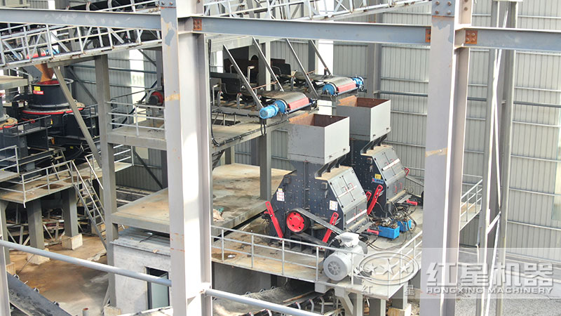 鄂破+反擊破+沖擊式制砂機(jī) 鄂破+反擊破+沖擊式制砂機(jī)