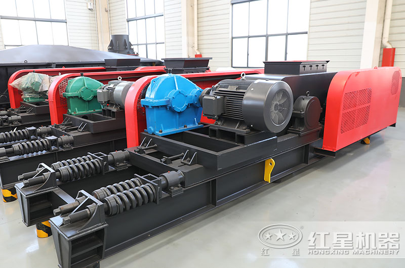 對(duì)輥式制砂機(jī)圖片 對(duì)輥式制砂機(jī)圖片