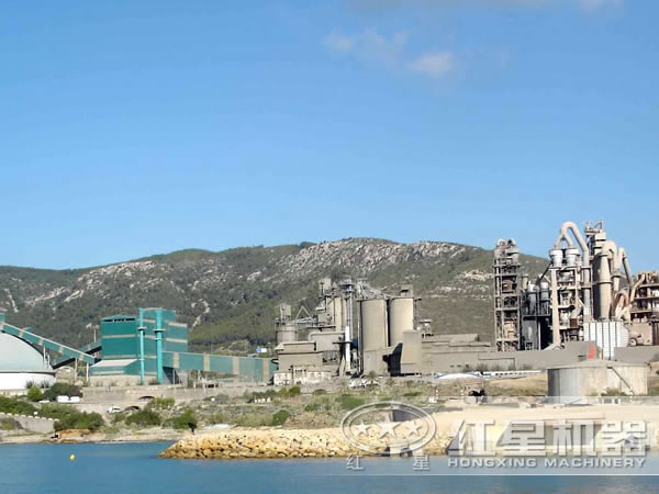 環(huán)保回轉(zhuǎn)窯應(yīng)用現(xiàn)場(chǎng)圖