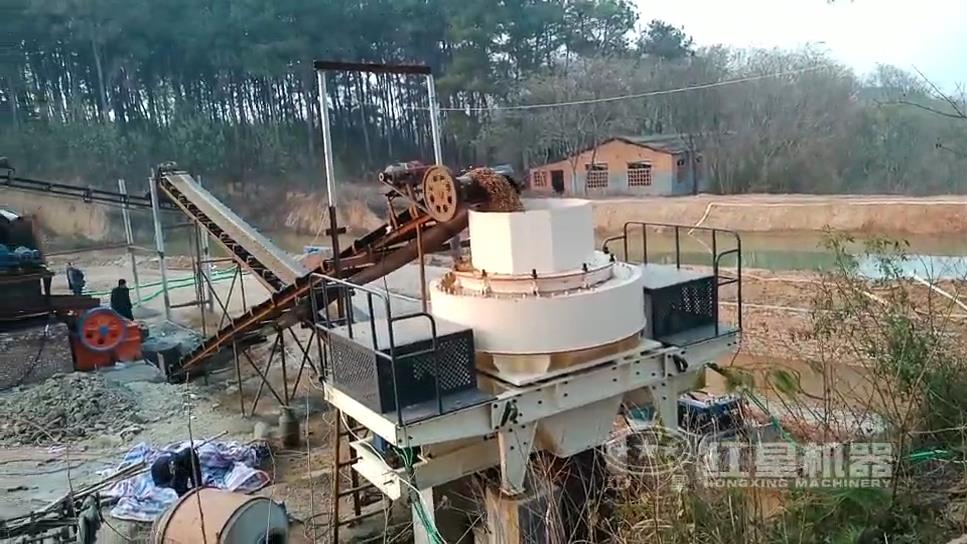 江西贛州河卵石制砂生產(chǎn)線現(xiàn)場實拍 江西贛州河卵石制砂生產(chǎn)線現(xiàn)場實拍