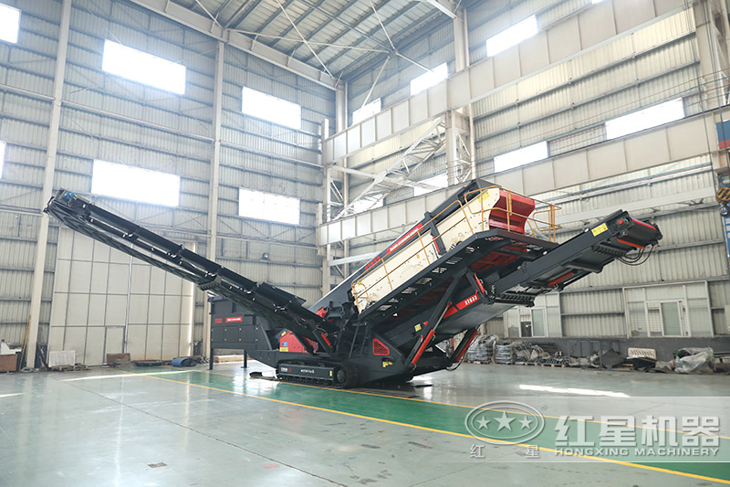 另外，紅星廠家還有履帶裝置的移動(dòng)磕石機(jī)_小型碎石機(jī)