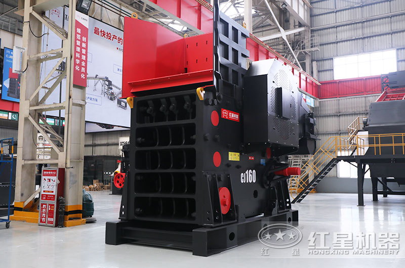 顎式破碎機(jī)圖片 顎式破碎機(jī)圖片