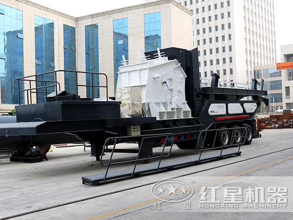 移動破碎石子機 移動破碎石子機