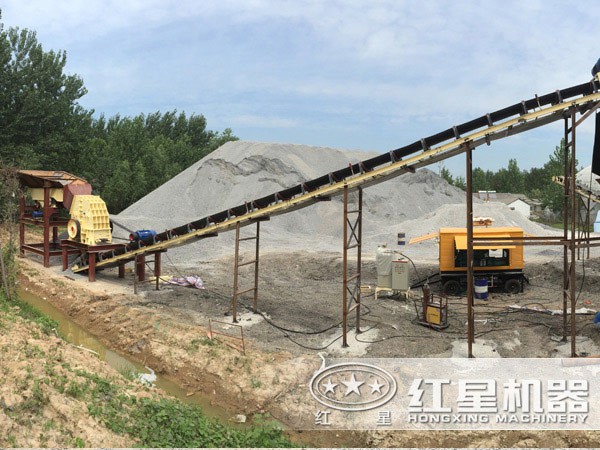 錘式破碎機(jī)作業(yè)高品質(zhì)作業(yè)現(xiàn)場 錘式破碎機(jī)作業(yè)高品質(zhì)作業(yè)現(xiàn)場