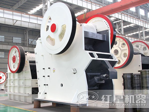 時產(chǎn)50-300t鄂式破 時產(chǎn)50-300t鄂式破