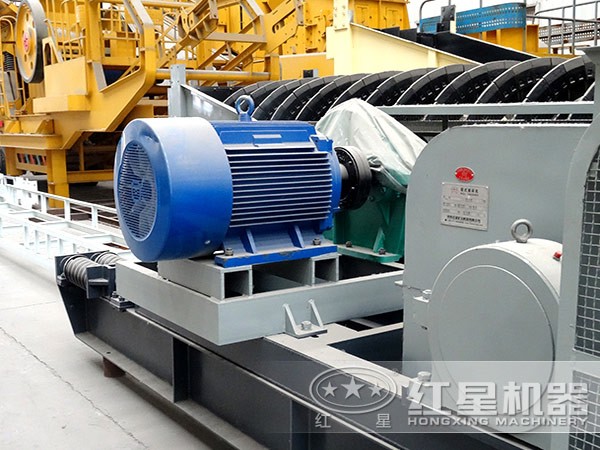 對(duì)輥式破碎機(jī)細(xì)節(jié)展示 對(duì)輥式破碎機(jī)細(xì)節(jié)展示