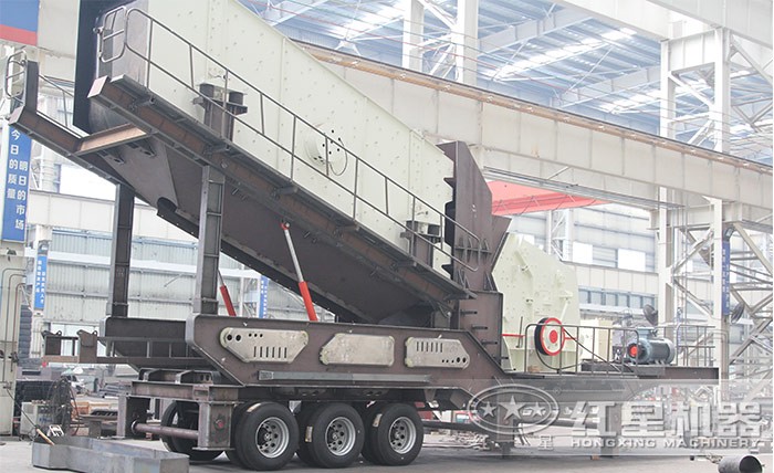紅星鵝卵石打石機破碎、篩分一體化作業(yè)