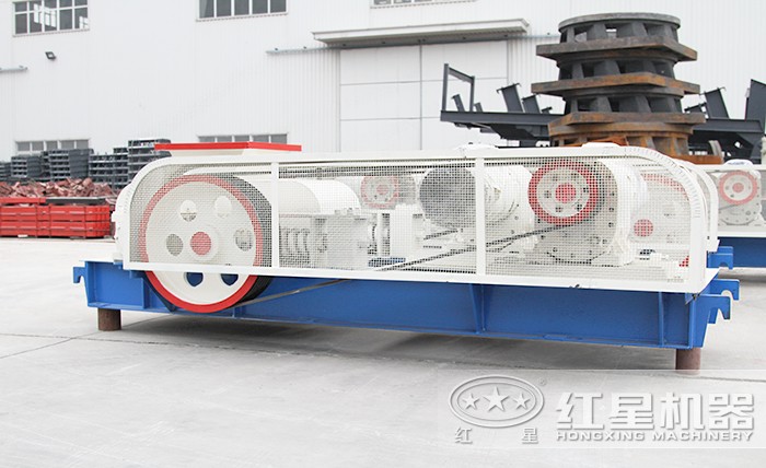 對(duì)輥式破碎機(jī) 對(duì)輥式破碎機(jī)