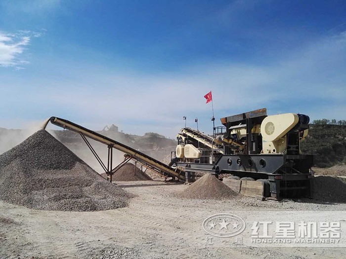 車載式砂(沙)石料分離機(jī)現(xiàn)場——搭配顎破 車載式砂(沙)石料分離機(jī)現(xiàn)場——搭配顎破