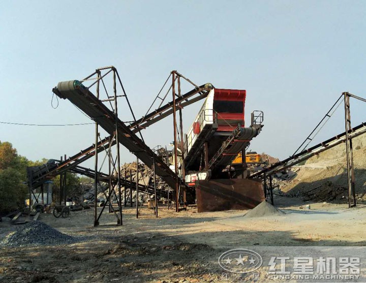 三合一移動重錘破碎站遠(yuǎn)景 三合一移動重錘破碎站遠(yuǎn)景
