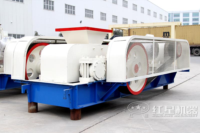 對輥式制砂機(jī) 對輥式制砂機(jī)