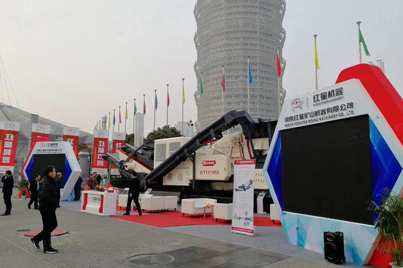 博覽會(huì)現(xiàn)場(chǎng) 博覽會(huì)現(xiàn)場(chǎng)