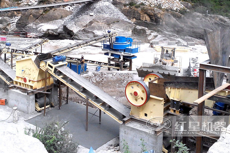 機(jī)制砂生產(chǎn)線(xiàn)現(xiàn)場(chǎng)