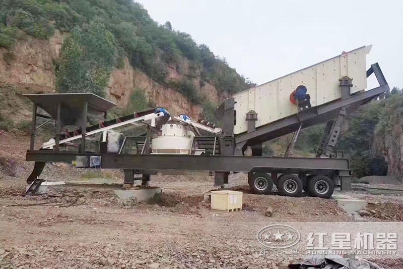 移動(dòng)式建筑垃圾破碎制砂一體機(jī)現(xiàn)場