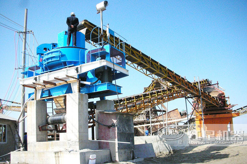 河南開(kāi)封客戶(hù)鵝卵石破碎制砂現(xiàn)場(chǎng)