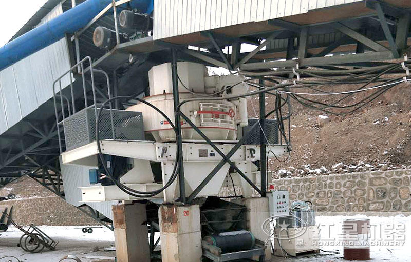石子粉沙機(jī)設(shè)備作業(yè)現(xiàn)場(chǎng)