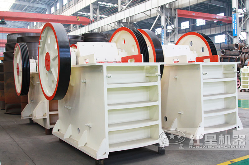 每小時(shí)500噸大型破碎機(jī)多少錢(qián)一臺(tái)？