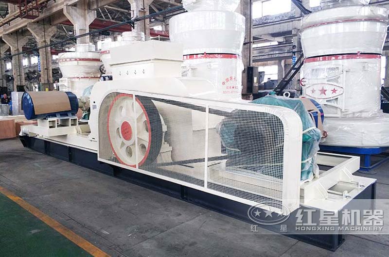 對輥式制砂機(jī)，體積小，移動方便