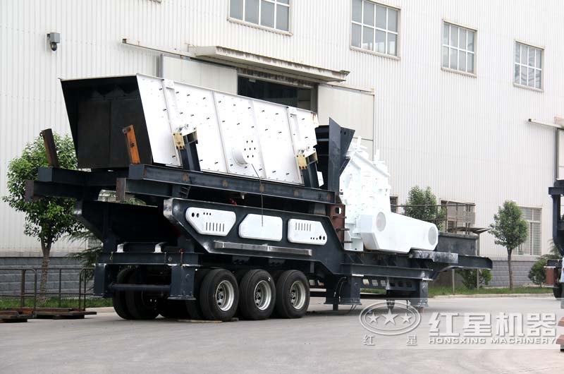 移動反擊式破碎站，上圖