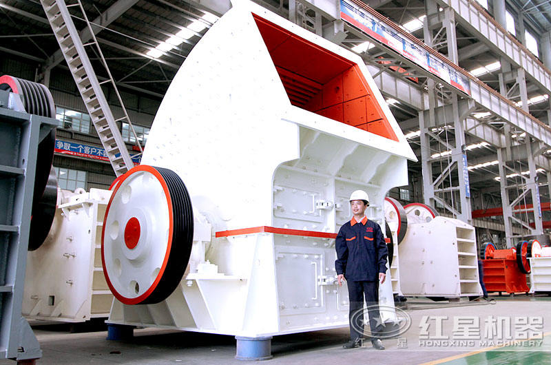 重錘式破碎機(jī)，碎石可達(dá)到一次成型，減少成本40%