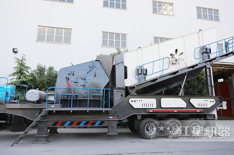 反擊破移動(dòng)式破碎站，用于二段細(xì)碎+篩分